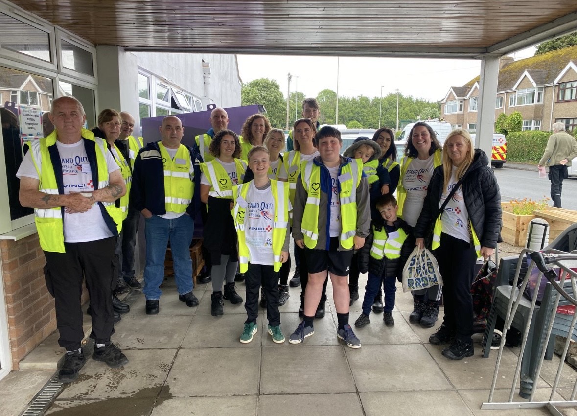 Vinici Facilities team visit Crest